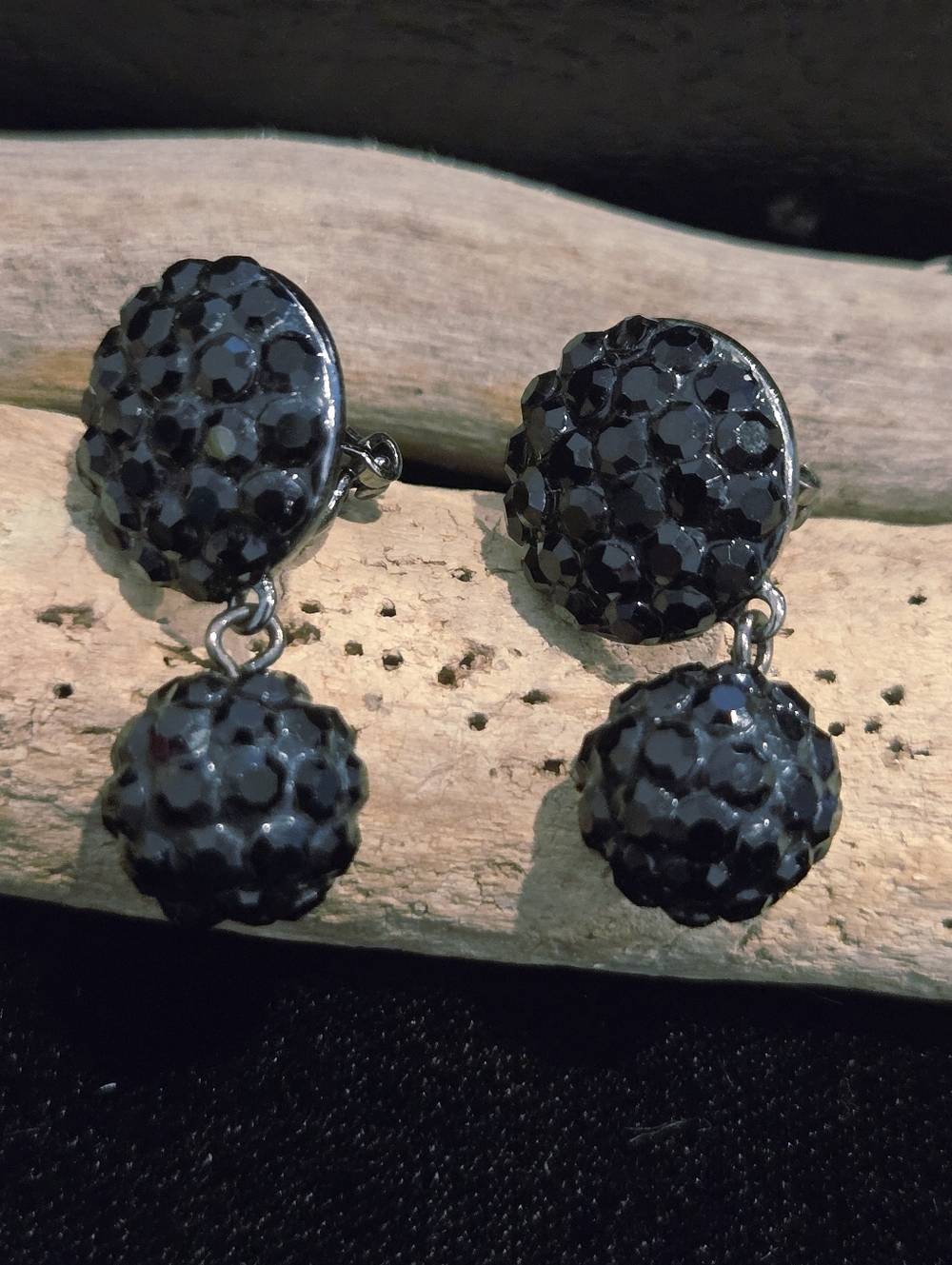 Vintage Carol Lee Black Crystal Drop Clip On  Earrings - Women Jewelry